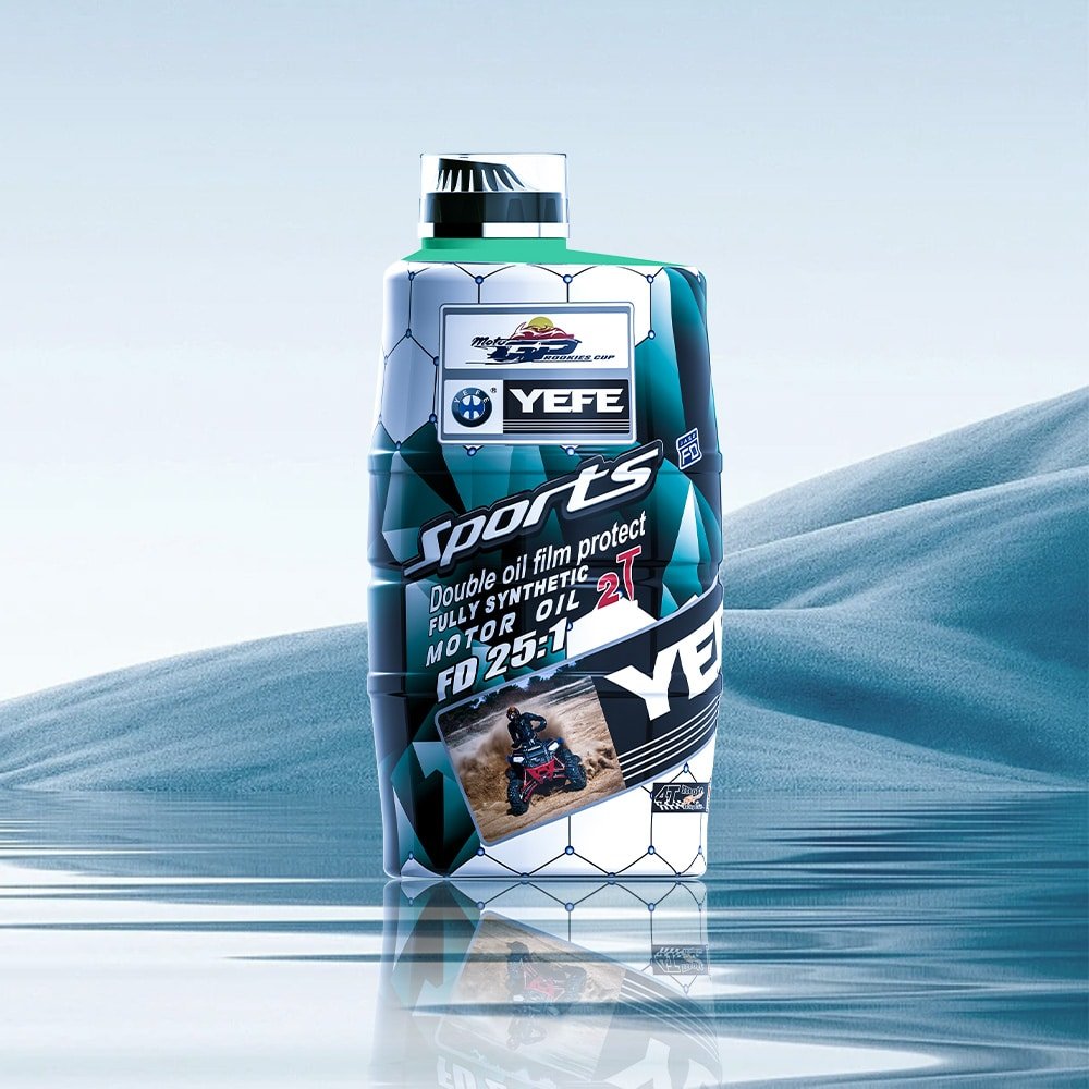 Product image of a YEFE fully synthetic 2-stroke motorcycle oil bottle labeled FD 25:1, designed for high-performance 2T engines that mix oil with fuel to provide clean burning lubrication and piston protection.