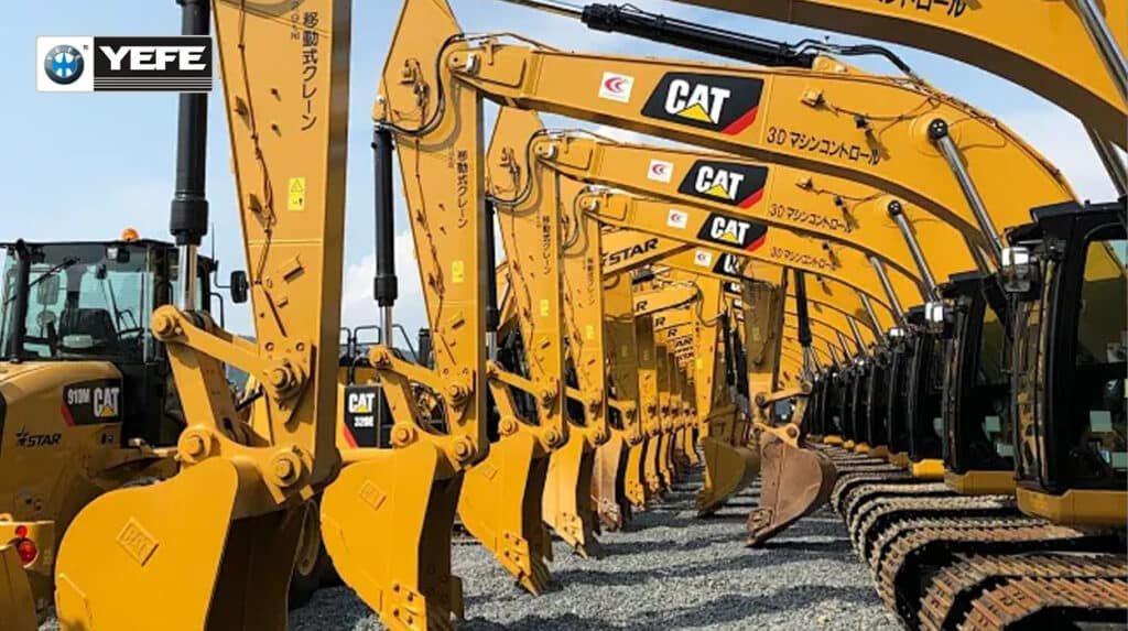 Fleet of Caterpillar excavators using YEFE anti-wear hydraulic oil for power transmission, lubrication, and protection in industrial hydraulic systems