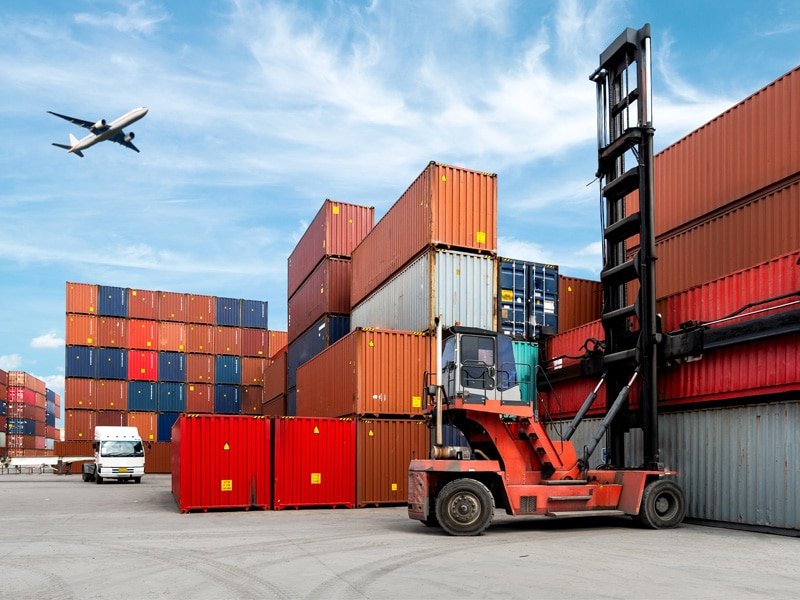 Lubricant export logistics and global shipping support with containers and cargo handling